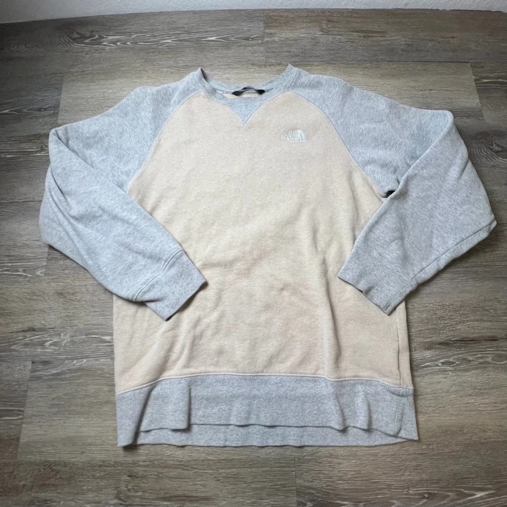 The North Face Sweatshirt Mens Medium Tan Grey Raglan Crewneck Fleece CN3C FA15